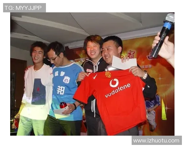 韩国足球宝贝魅力四射引发热议球迷热情高涨的背后故事